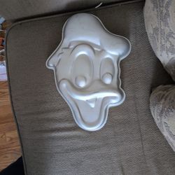 Donald Duck Cake Pan 