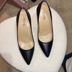 Michael Kors Flex Mid Pump