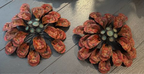 Metal wall decor set of 2