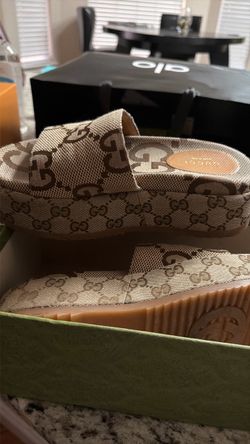Gucci Sandals