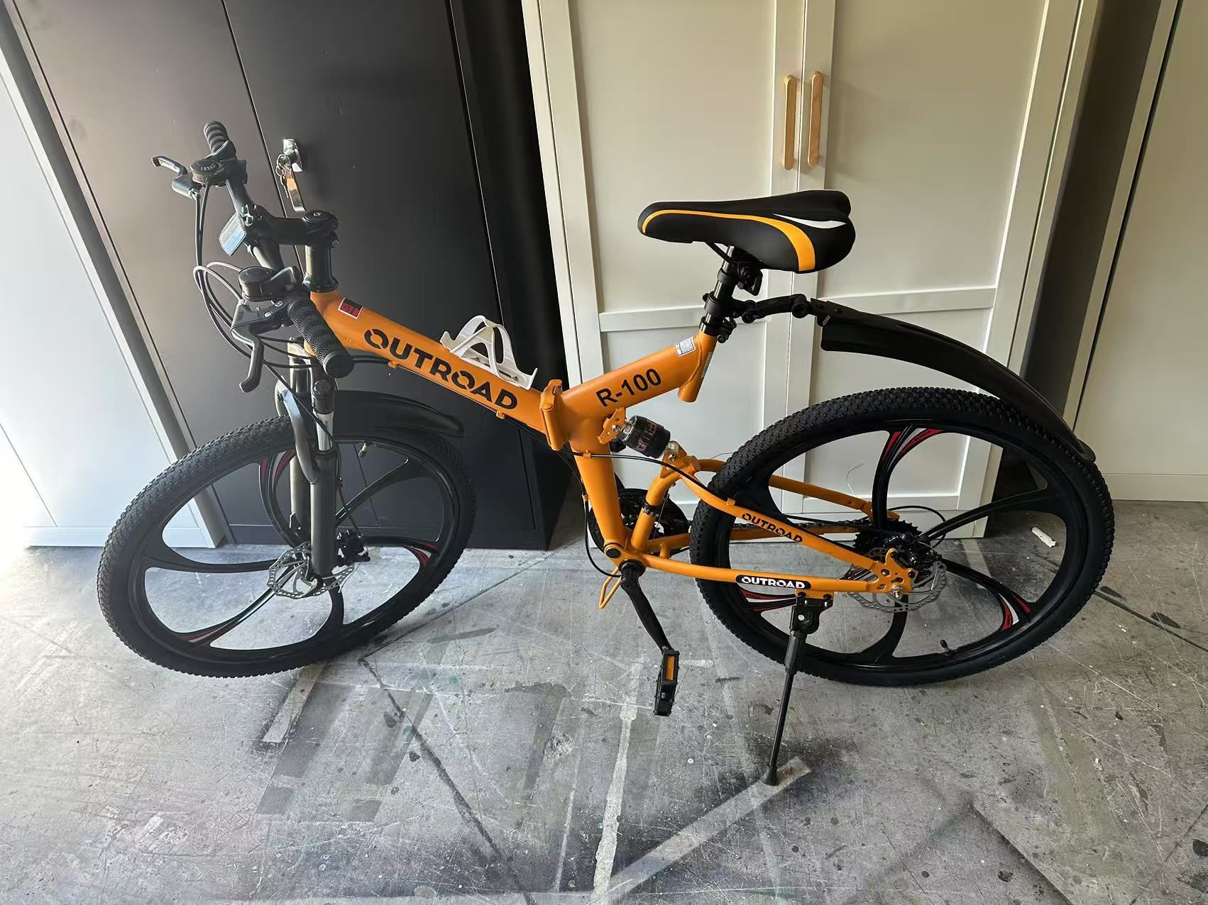 Brand new Outroad 26 Inch Folding Mountain Bike, 21 Speed Full Suspension High-Carbon Steel MTB Foldable Bicycle, Dual Disc Brake Non-Slip Folding Bik