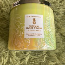 Tropical Island Colada Candle 
