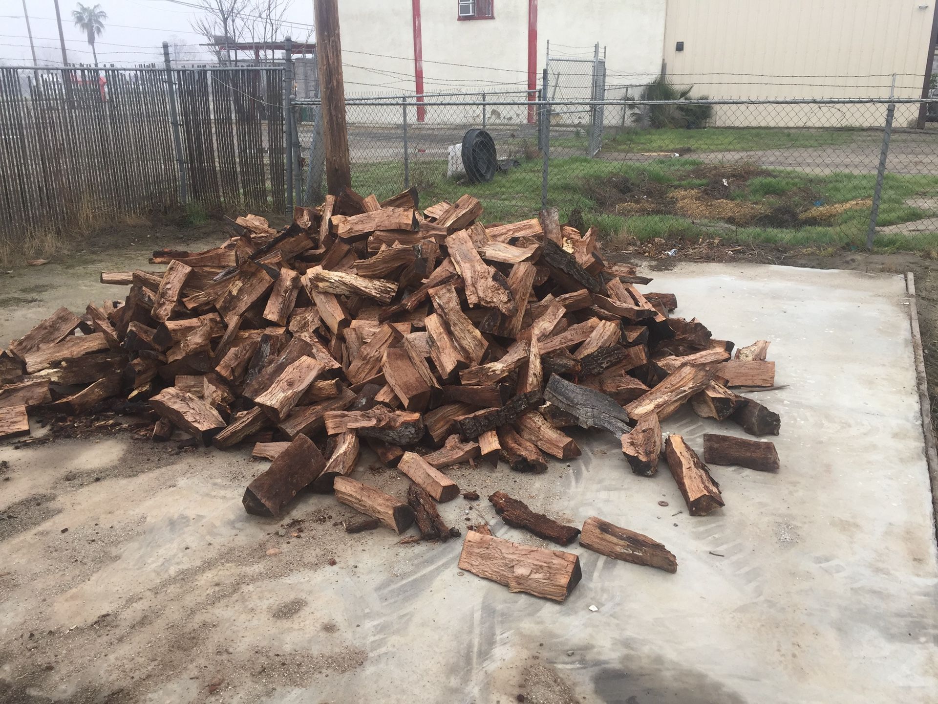 Red Oak Firewood for Sale in Bakersfield, CA OfferUp
