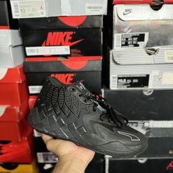 Puma LaMelo Ball MB.01 Iridescent Dreams size 10  VNDS