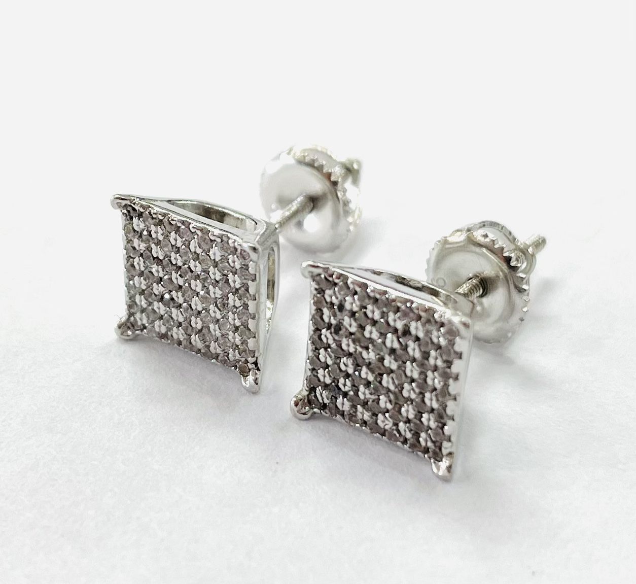 Silver .925 diamond earrings 