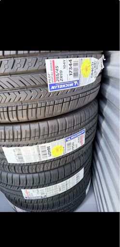 255/45/19 model y tires