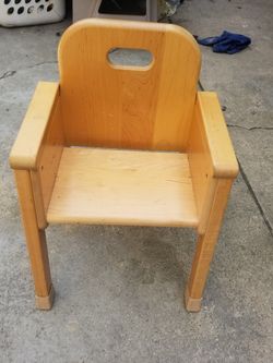 COMMUNITY PLAYTHINGS CHAIR KIDS