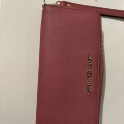 Michael Kors Authentic 