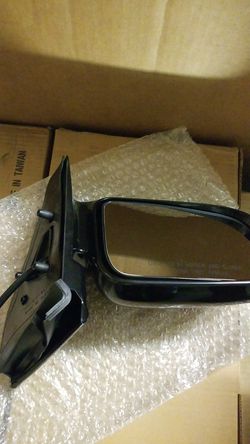 89-98 Mazda Mpv passenger side mirror (Power)
