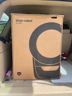 whiskers litter robot