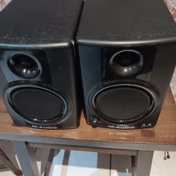 M-AUDIO MODEL AB40 MONITORS SPEAKER. FOR STUDIO