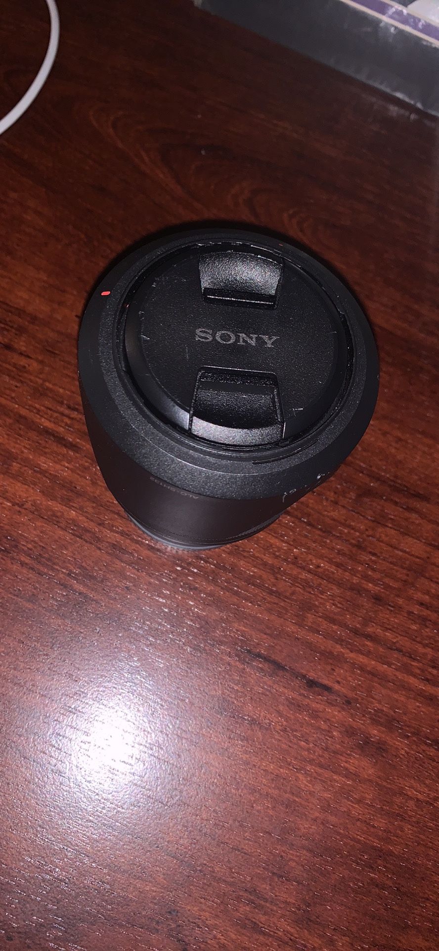 Sony lens 28-70