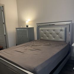 Silver Queen Bed frame, Dresser And Nightstand 
