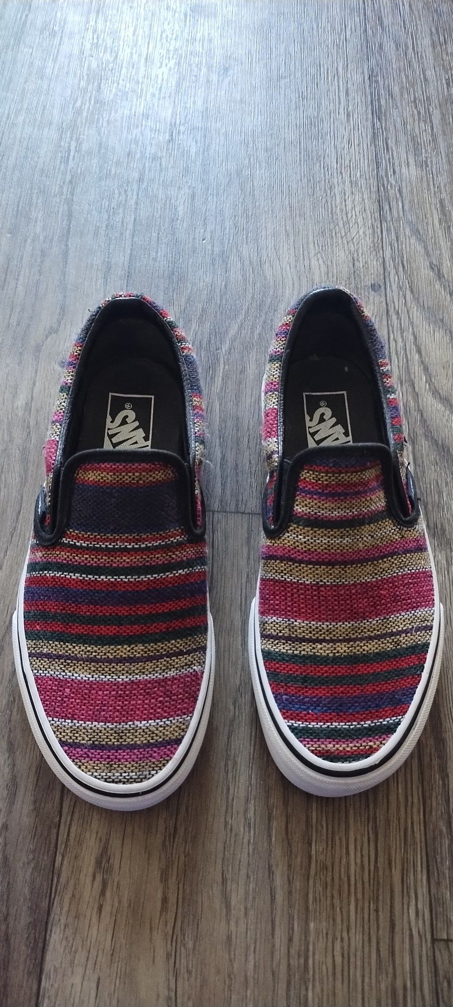 WOMEN'S VANS ATHLETIC SHOES NC SIZE 6