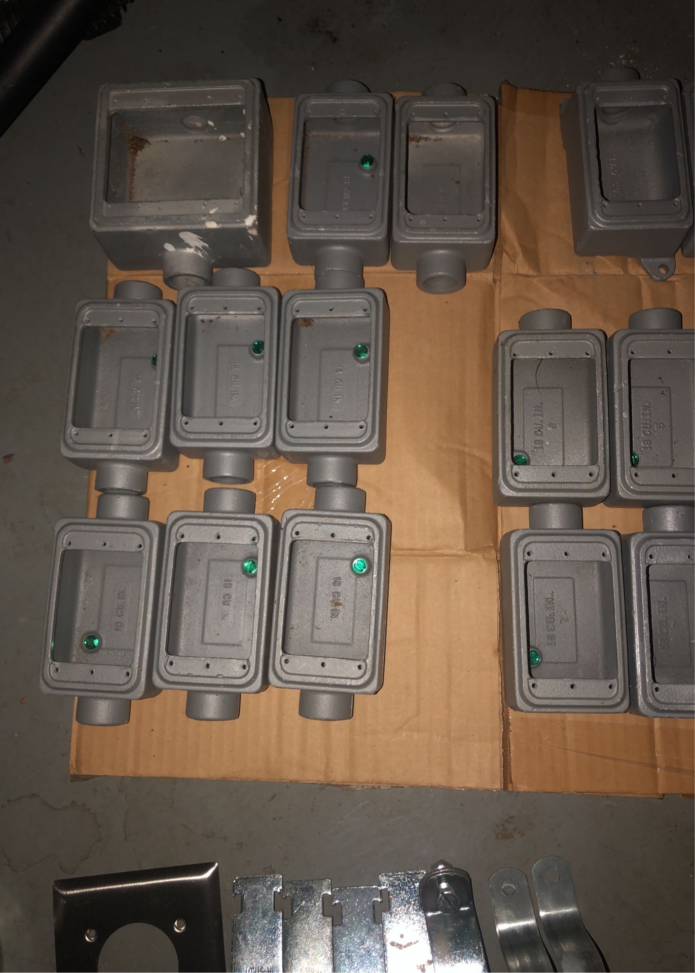 New Appleton 3/4 21 FSC. Steel Commercial/industrial Junction Box