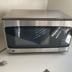 GE Countertop Microwave 