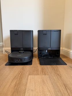 Eufy x10 Pro Omni vacuum with two bases (black)