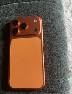 Unlocked iPhone 17 Pro Max – Excellent Condition