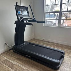 NEW Treadmill Nordictrack Elite Incline Traine