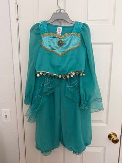 Authentic Disney Princess Jasmine costume - size 9/10