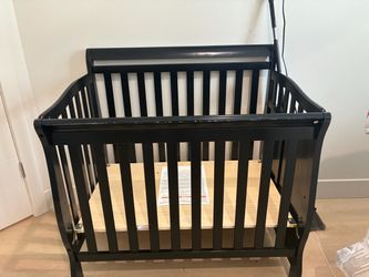 Baby crib