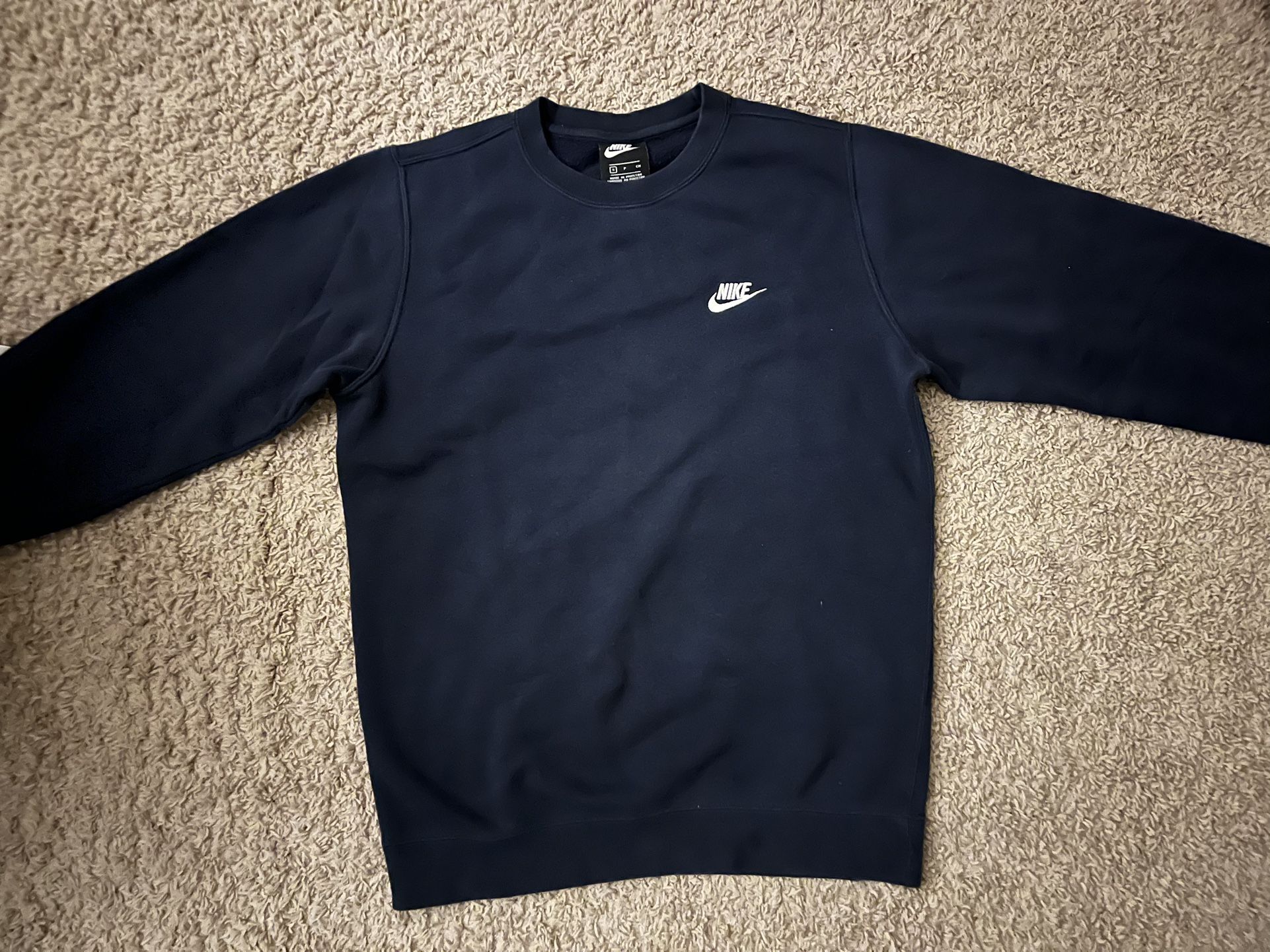 Nike sweatshirt