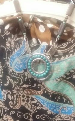 Poncho (One size) with necklace