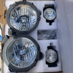 Jeep Wrangler JL Head Lights