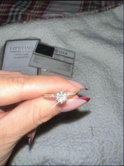 Diamond engagement ring