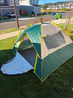 Pop up Tent ⛺️ 3-4 people