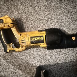 Dewalt Saw