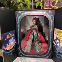 Disney Collectible, Dolls