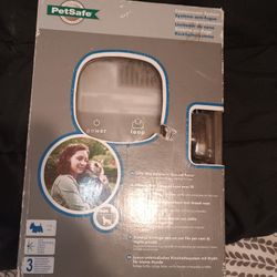 Pet safe Animal Containment System 