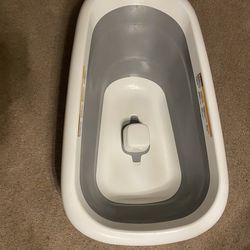 Oxo Tot Bathtub Infant Toddler Collapsible