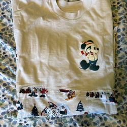Disney Xmas sprit jersey