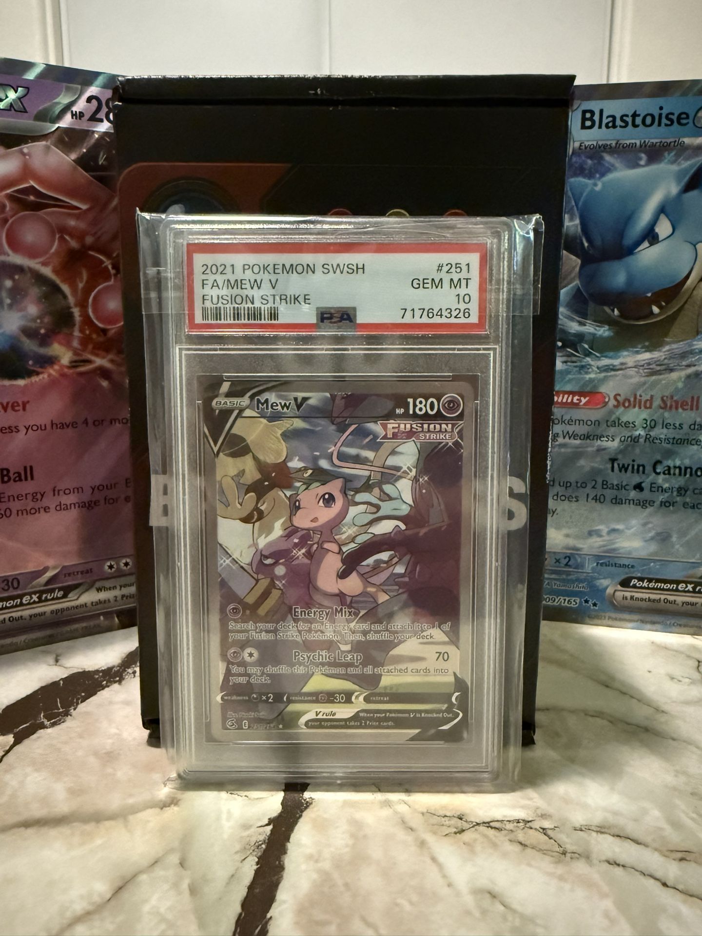 MEW V PSA GEM MINT 10 💎 (Pokemon)