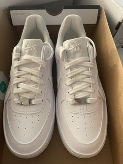 Nike Air Force PLT Sz 7 1/2 Women’s New !!!