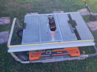 RIDGID Table Saw with Work-N-Haul-It Stand