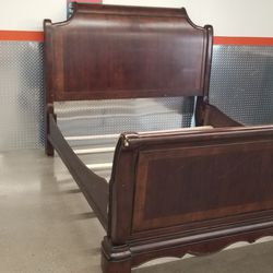 King Size sleigh bed
without box spring and mattress