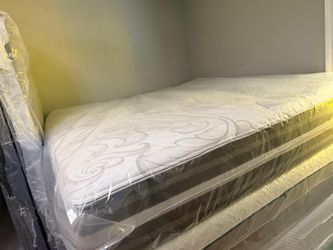 Set king size mattress and box Spring beautyrest