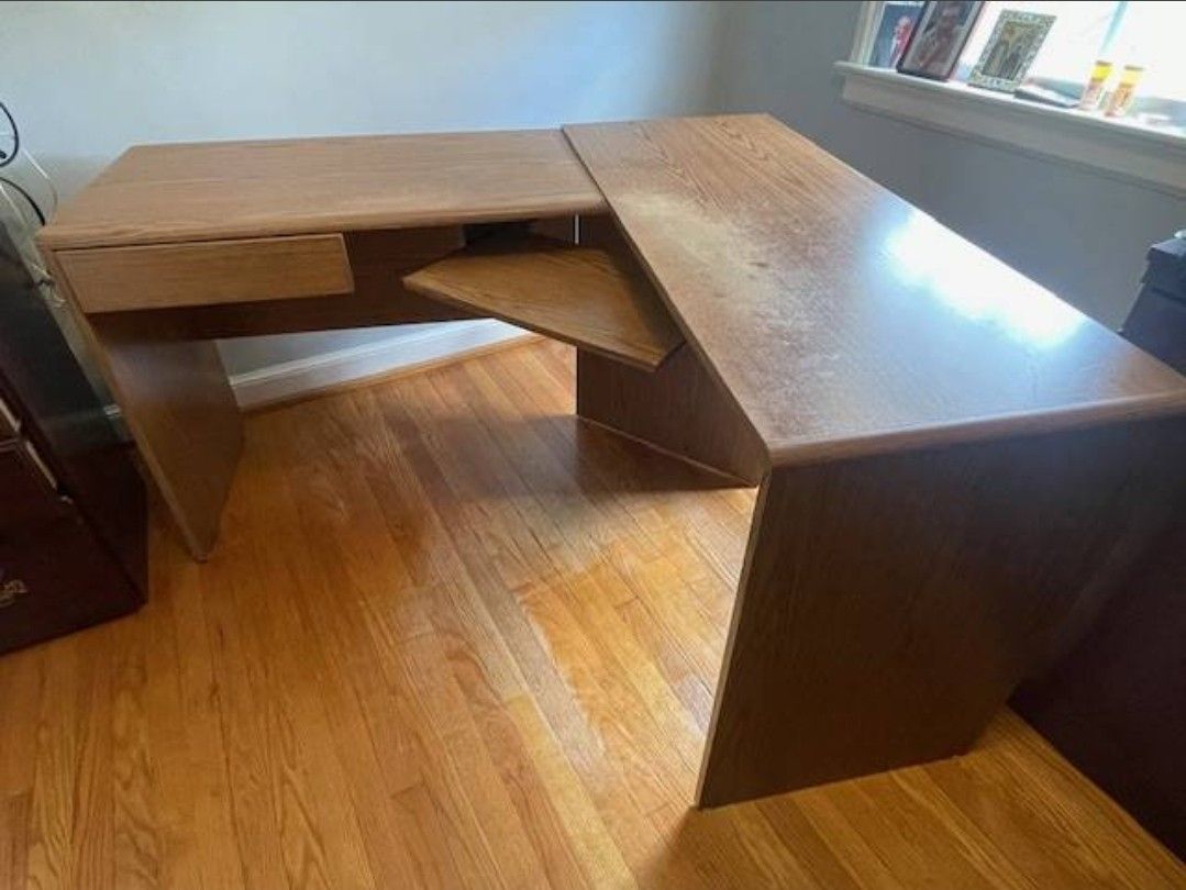 Computer Desk