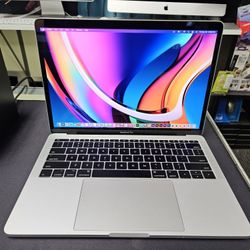 Apple Macbook Pro 13" Retina Core I5 Laptop 16 GB RAM 256 GB SSD