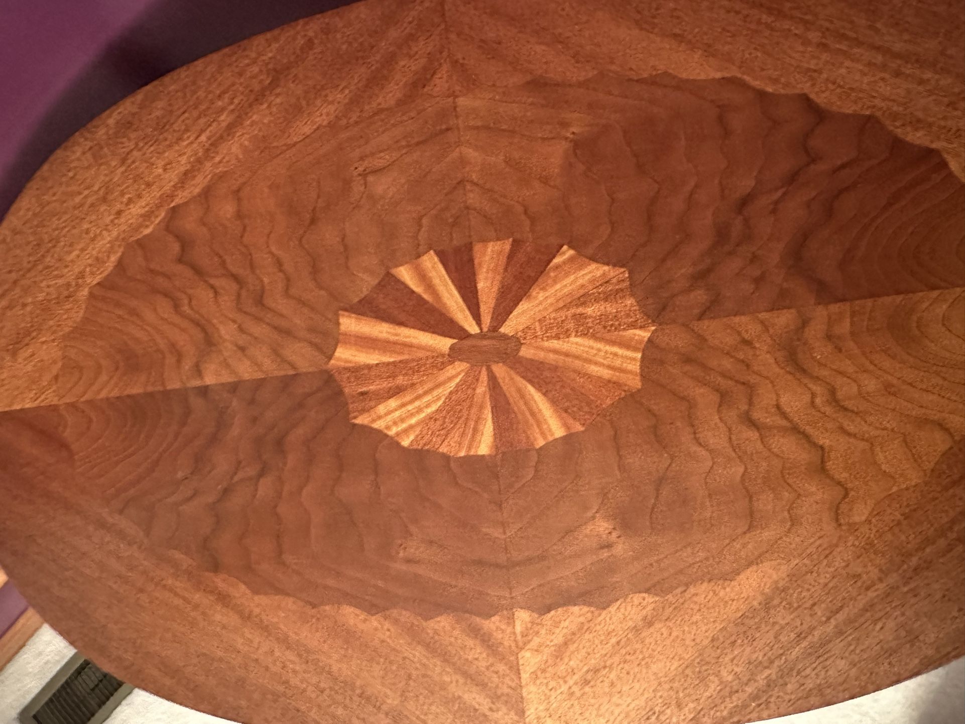 Accent table