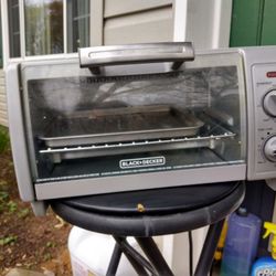 Black & Decker Oven Like New