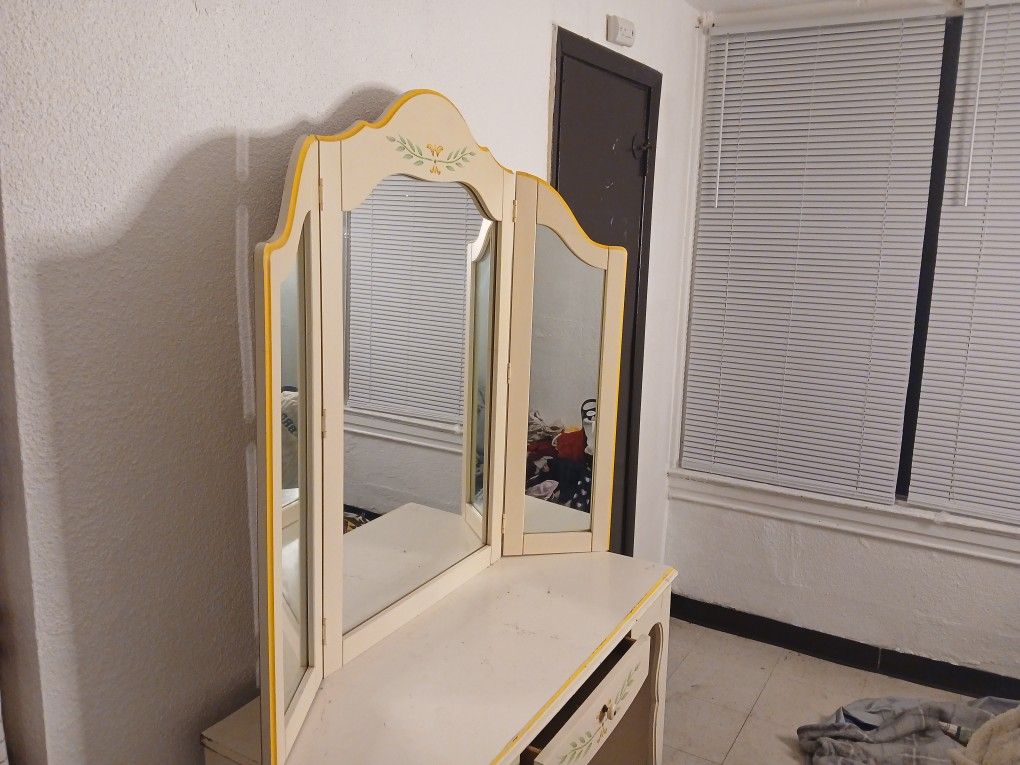 Vanity