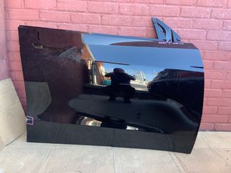 Right front door Tesla Model Y 2020-24