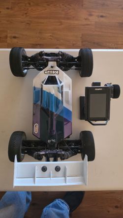 Tekno RC EB48 2.1, lightly used, great condition. Comes with Flysky Noble NB4 transmitter/receiver, Hobbywing Xerun Brushless System Combo (Brushless