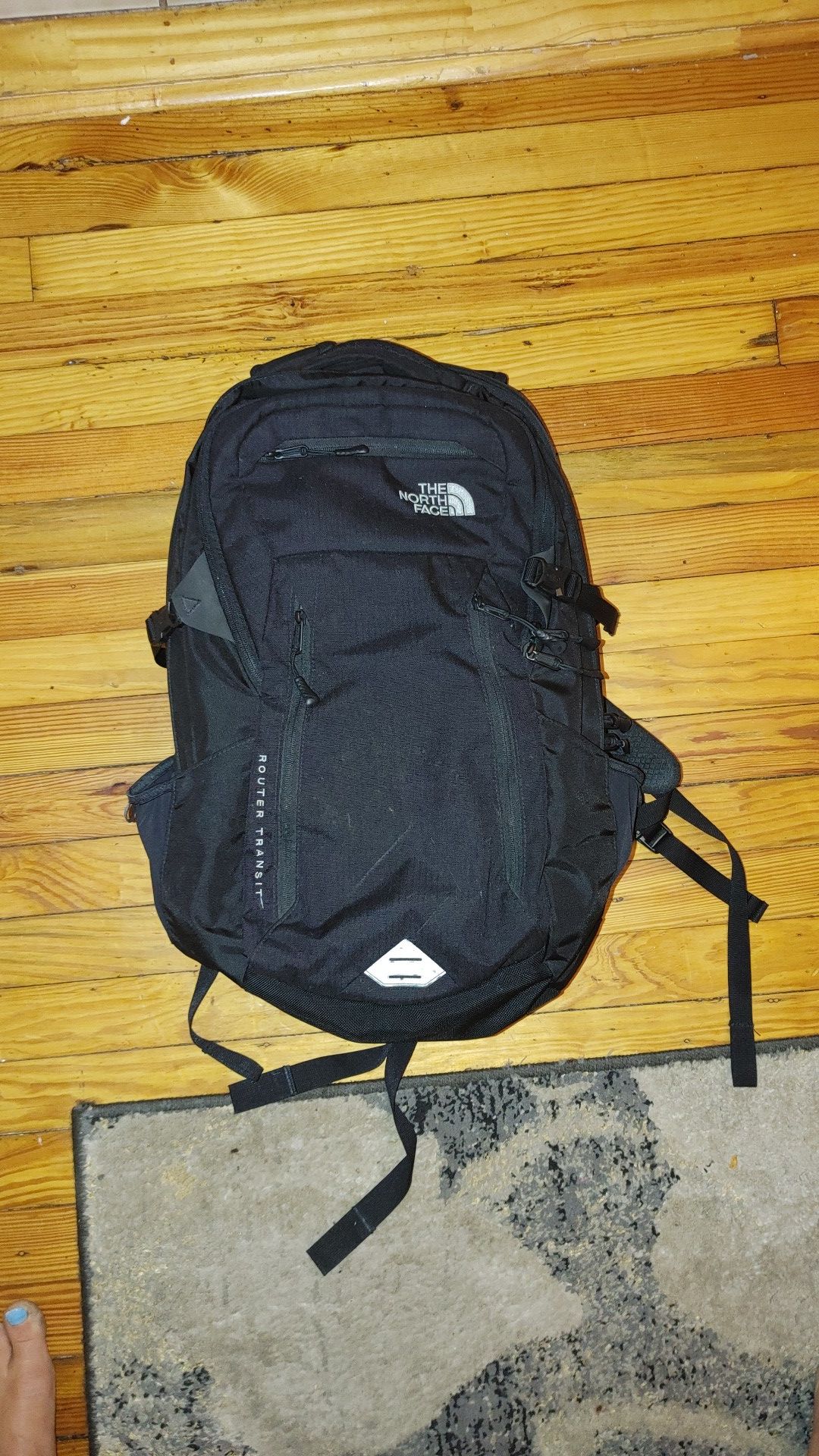 📣north face, Swiss gear backpacks cheap and brand new!!!