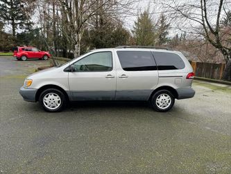 2003 Toyota Sienna