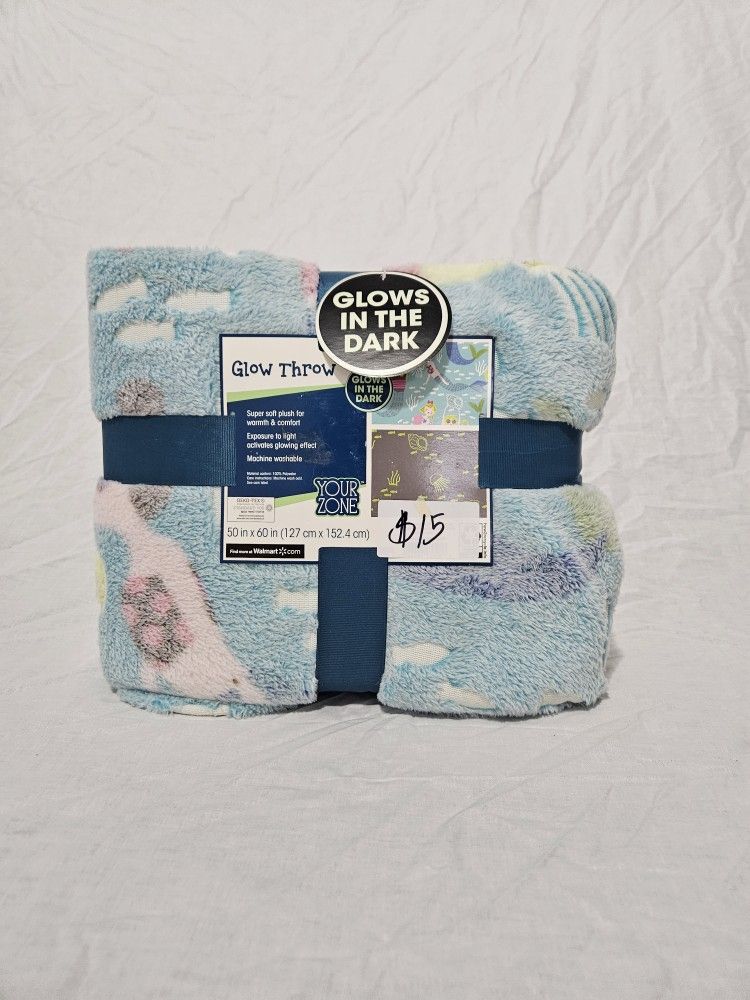 Kids Mermaid Glow In The Dark Throw Blanket